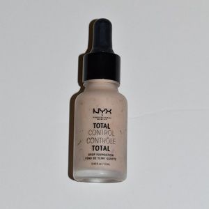 Nyx Total Control Drop Foundation